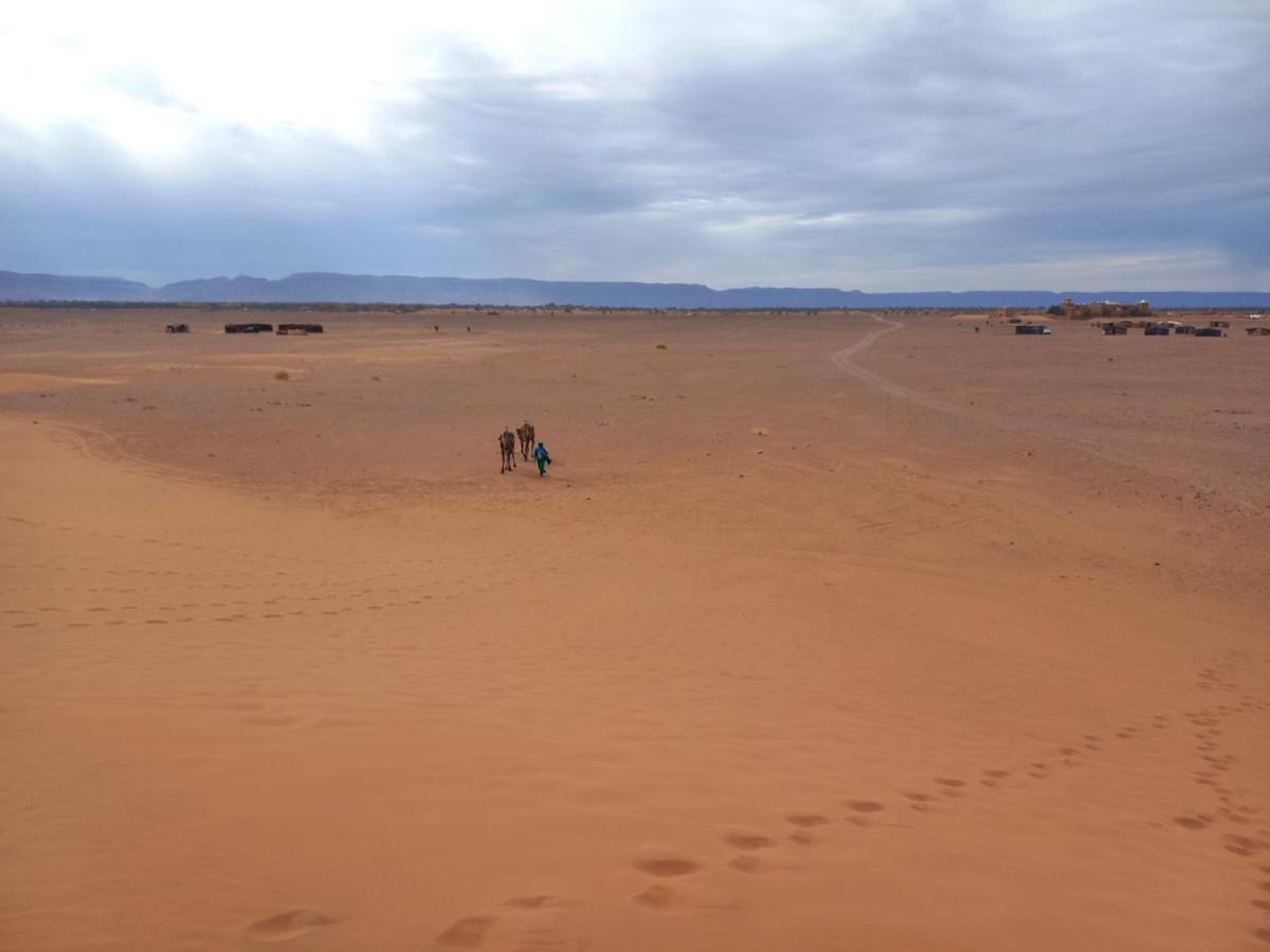 Riad Perlamazigh ซากอร่า ภายนอก รูปภาพ